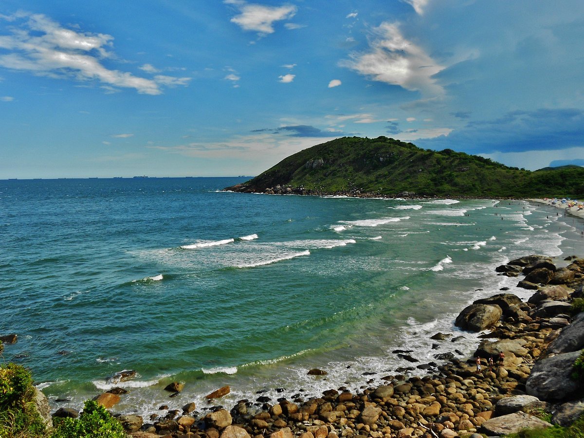 LobaFest Run acontece neste final de semana na Ilha do Mel (PR)